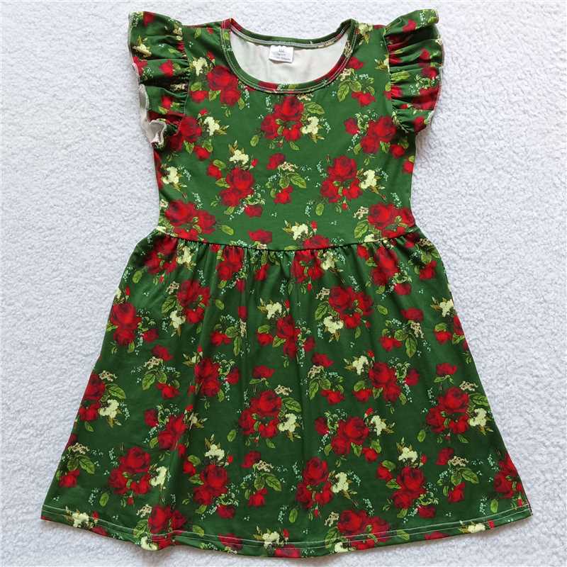Red flower dark green flying sleeve dress 红色花深绿色飞袖裙