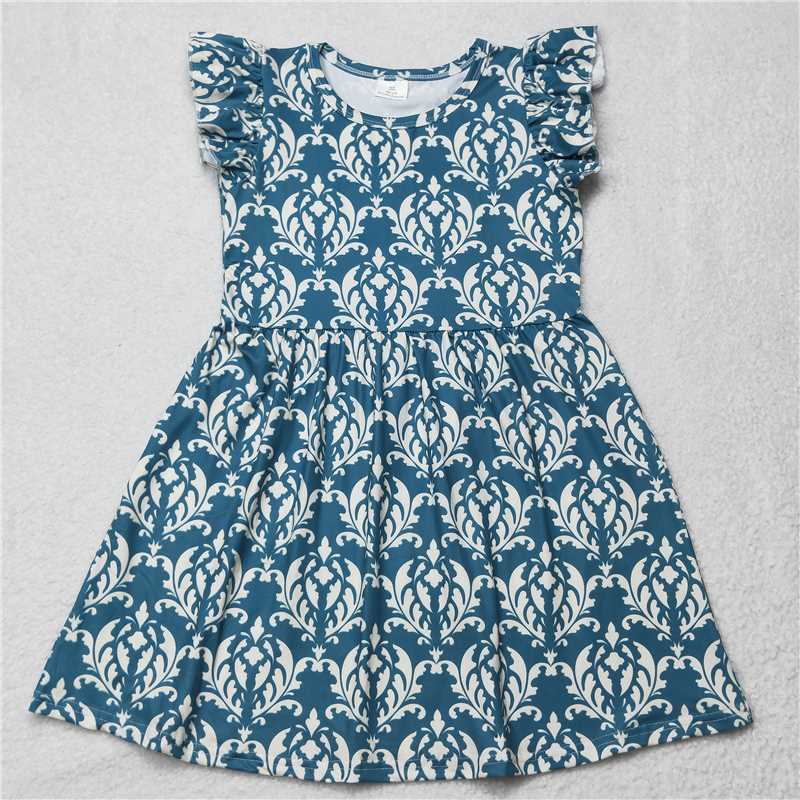White patterned blue flying sleeve dress 白色花纹蓝色飞袖裙