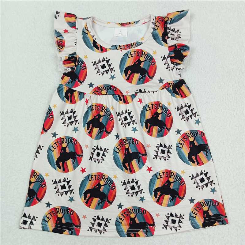 Horse riding star triangle off-white flying sleeve dress 骑马星星三角形米白色飞袖裙