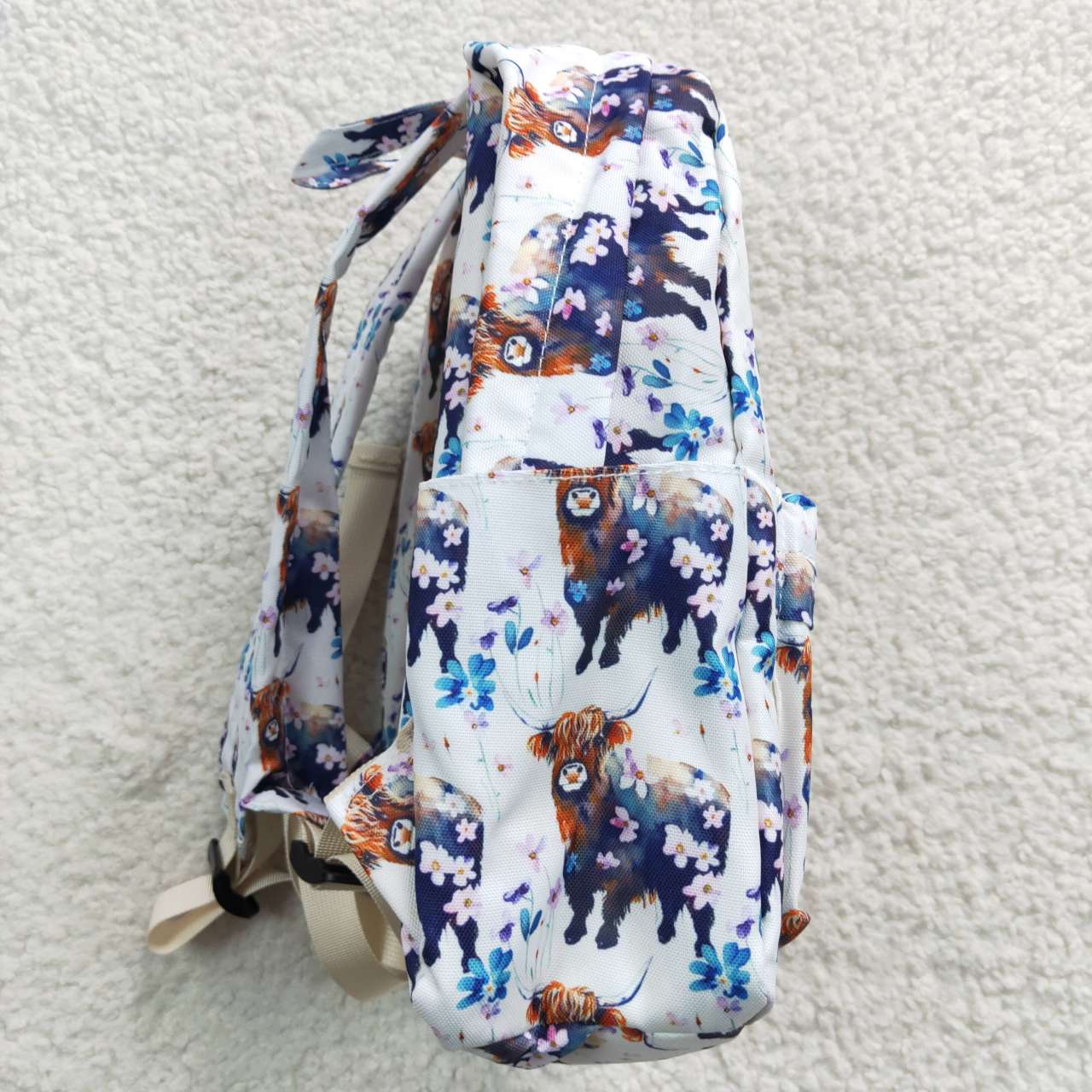 BA0078 Alpine cow flower white backpack