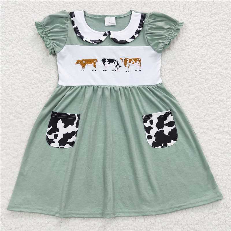 RTS	  BSSO0264 Boys Embroidered Cow Green Short Sleeve Cow Pattern Shorts