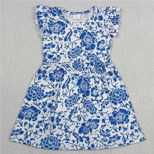 Blue flower white flying sleeve dress 蓝色花朵白色飞袖裙