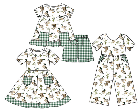 3.17 custom each style moq 5eta 4-6week Sibling Sister duck baby girl short sleeve shorts sets and dresses and jumpsuit match design