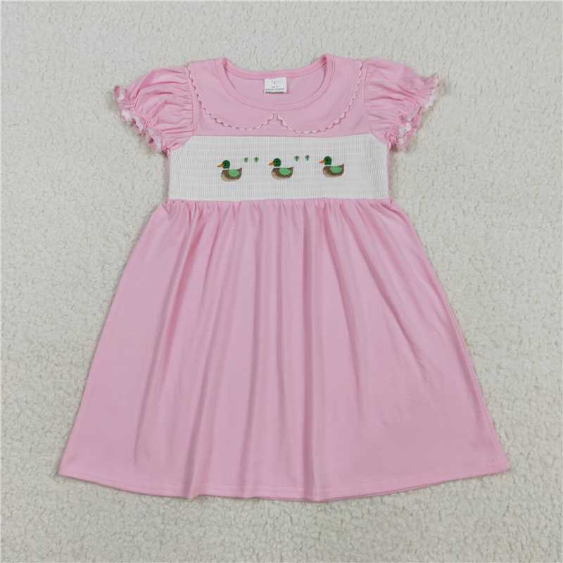 RTS NO MOQ（In Stock）GSD2642 Pink Short-Sleeved Dress with Embroidered Duck Collar