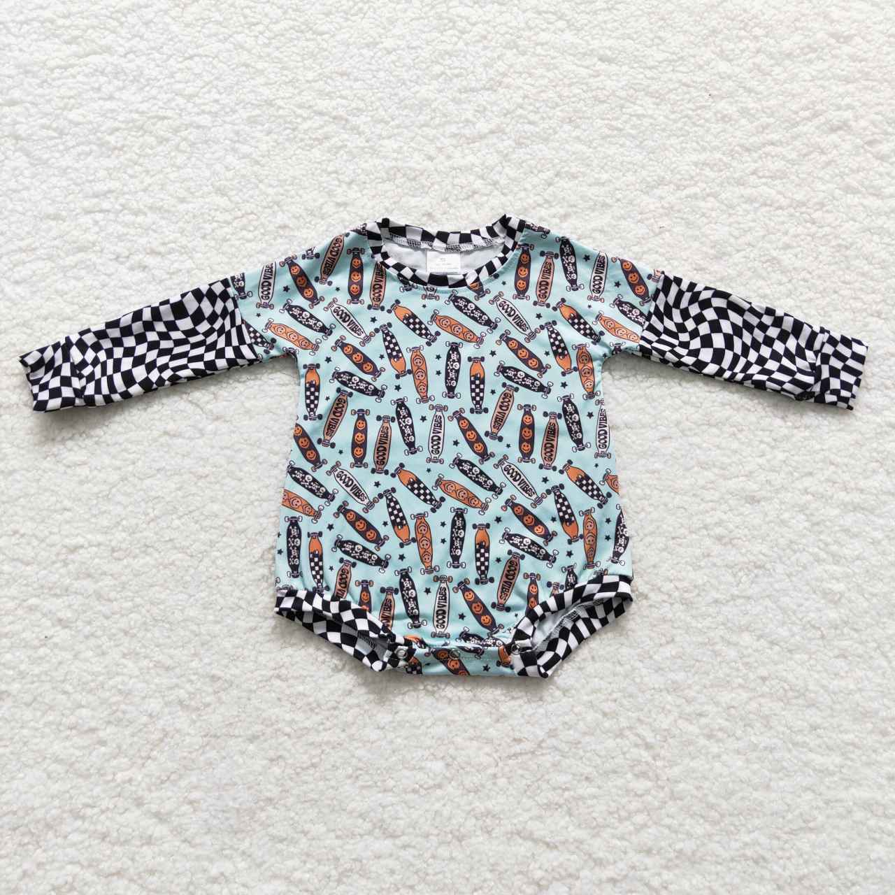 LR0543 Skateboard Smiley Teal Long Sleeve Bodysuit