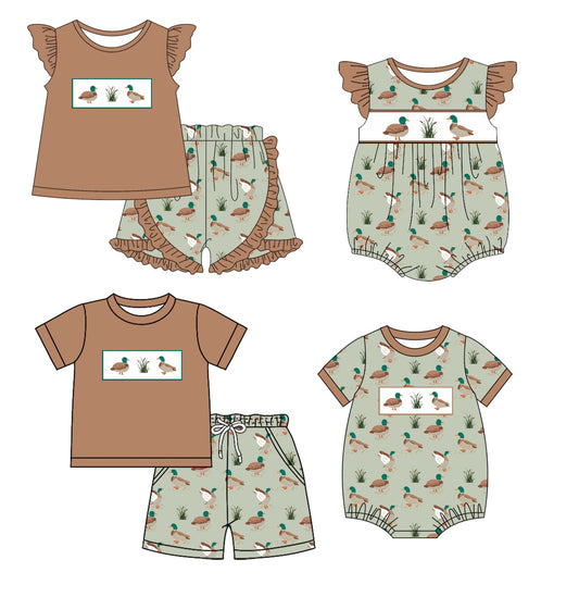 1.18 custom each style moq 5eta 4-6week Sibling Sister duck baby girl short sleeve shorts sets and sets 2 and boy romper and girl romper match design