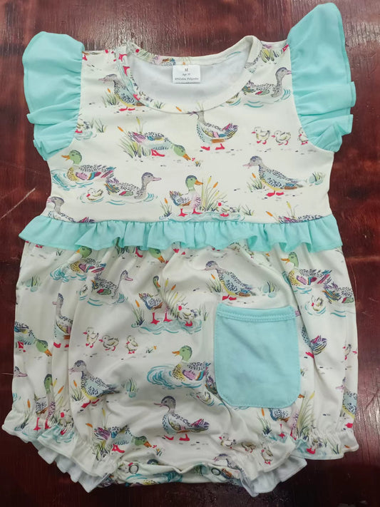 custom moq 5 eta 5weeks mix size baby girls clothes ducks green flying sleeve romper