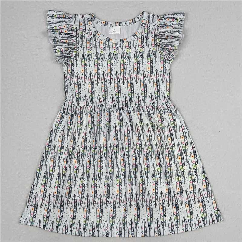 G4-4-3. Feather colored dots flying sleeve dress
