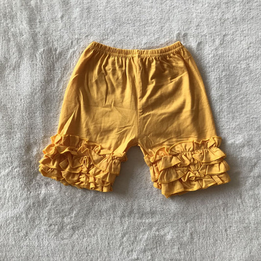 G5-4-5'. Golden lace shorts