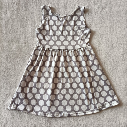 RTS SALES NO MOQ G4-19-6-.. Gray sleeveless dress with white large polka dots