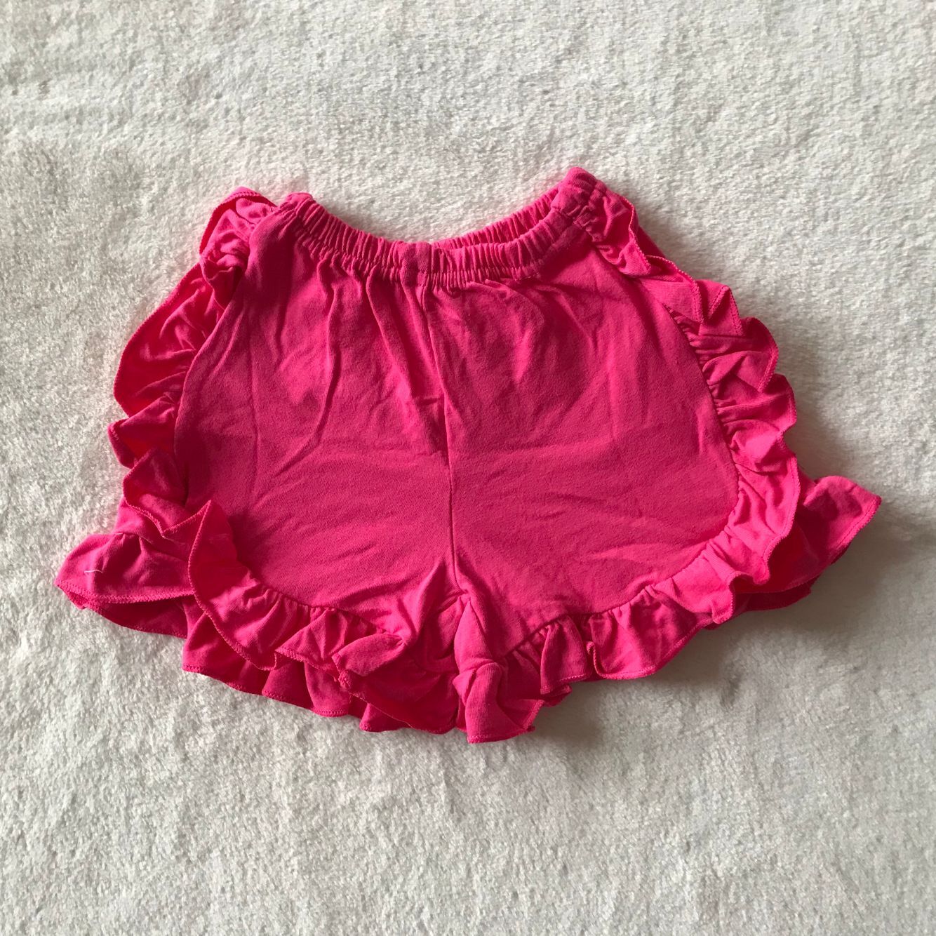 G5-8-1.. Rose red lace shorts