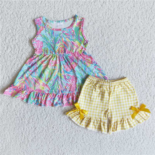 e8-19 	 E8-19 Watercolor sleeveless top and plaid shorts set