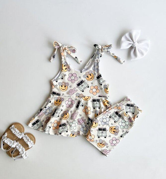 5.15custom each style moq 5eta 4-5week Sibling Sister Smiley little flower prints girlssuspender briefs set and girls set