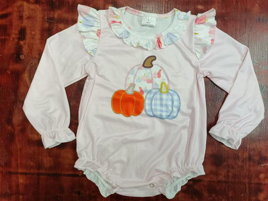 Custom moq 3 eta 6-7weeks  Pink embroidered pumpkin pattern long sleeve romper with flying sleeves