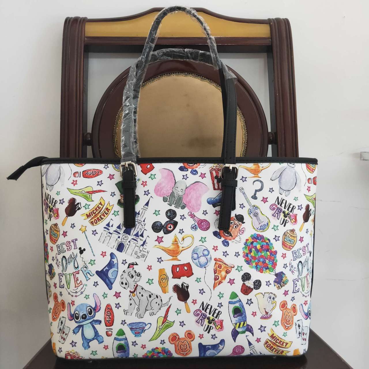 BA0111 Mickey Cartoon Character White Shoulder Bag