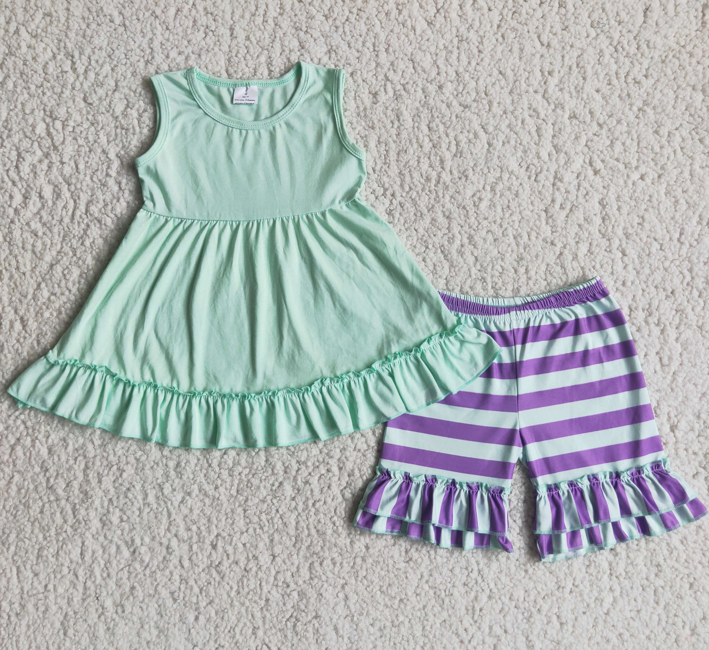 C4-9 Green lace sleeveless top and purple striped shorts