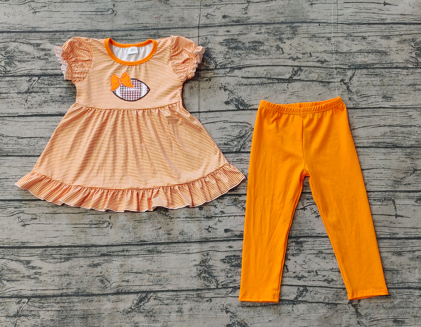 NO MOQ sales GSPO1674 baby girls clothes embroidery rugby orange short sleeve pants sets