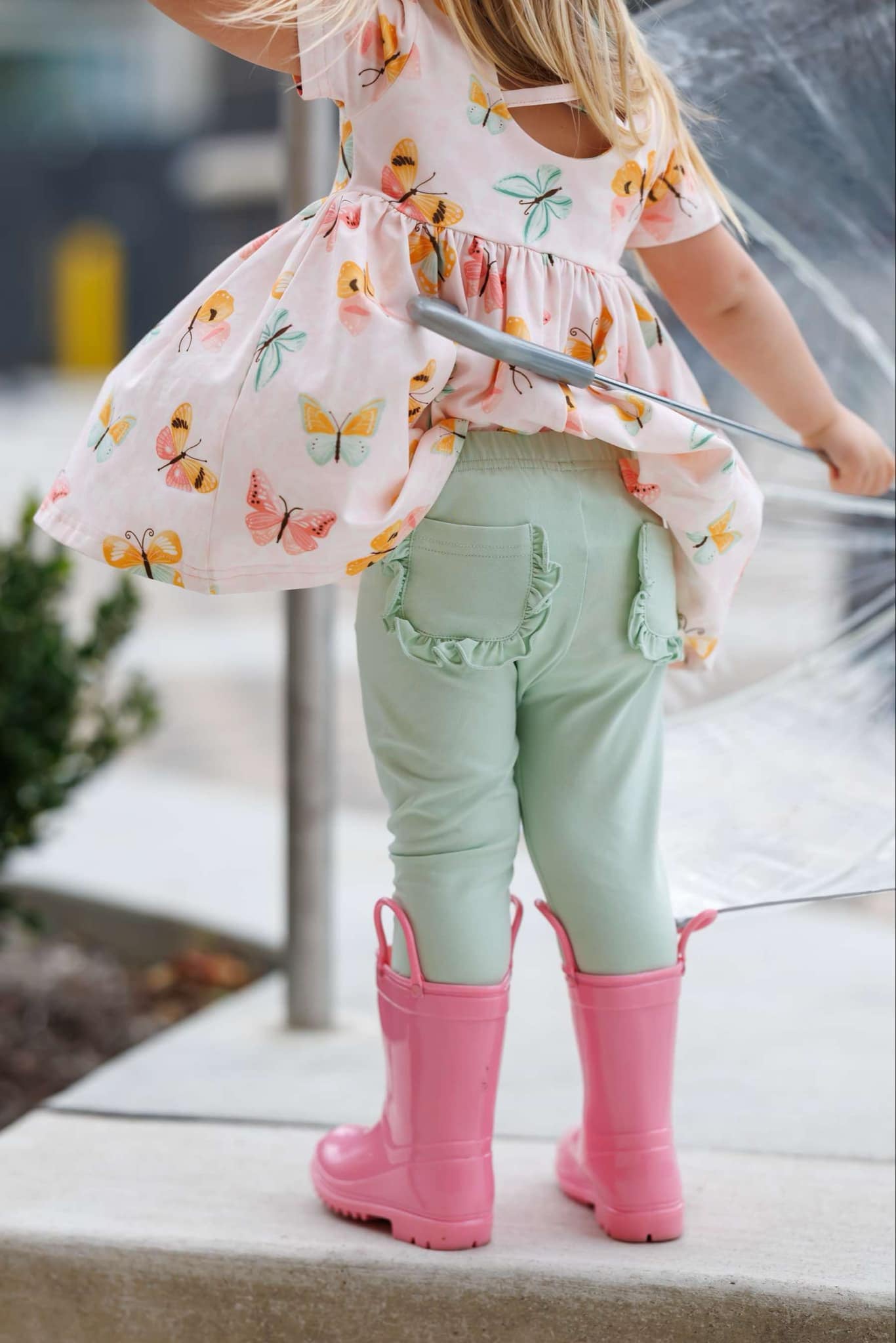 NO MOQ sales GSPO1847 Pre-order baby girl clothes butterfly short sleeve pants sets -2024.11.21