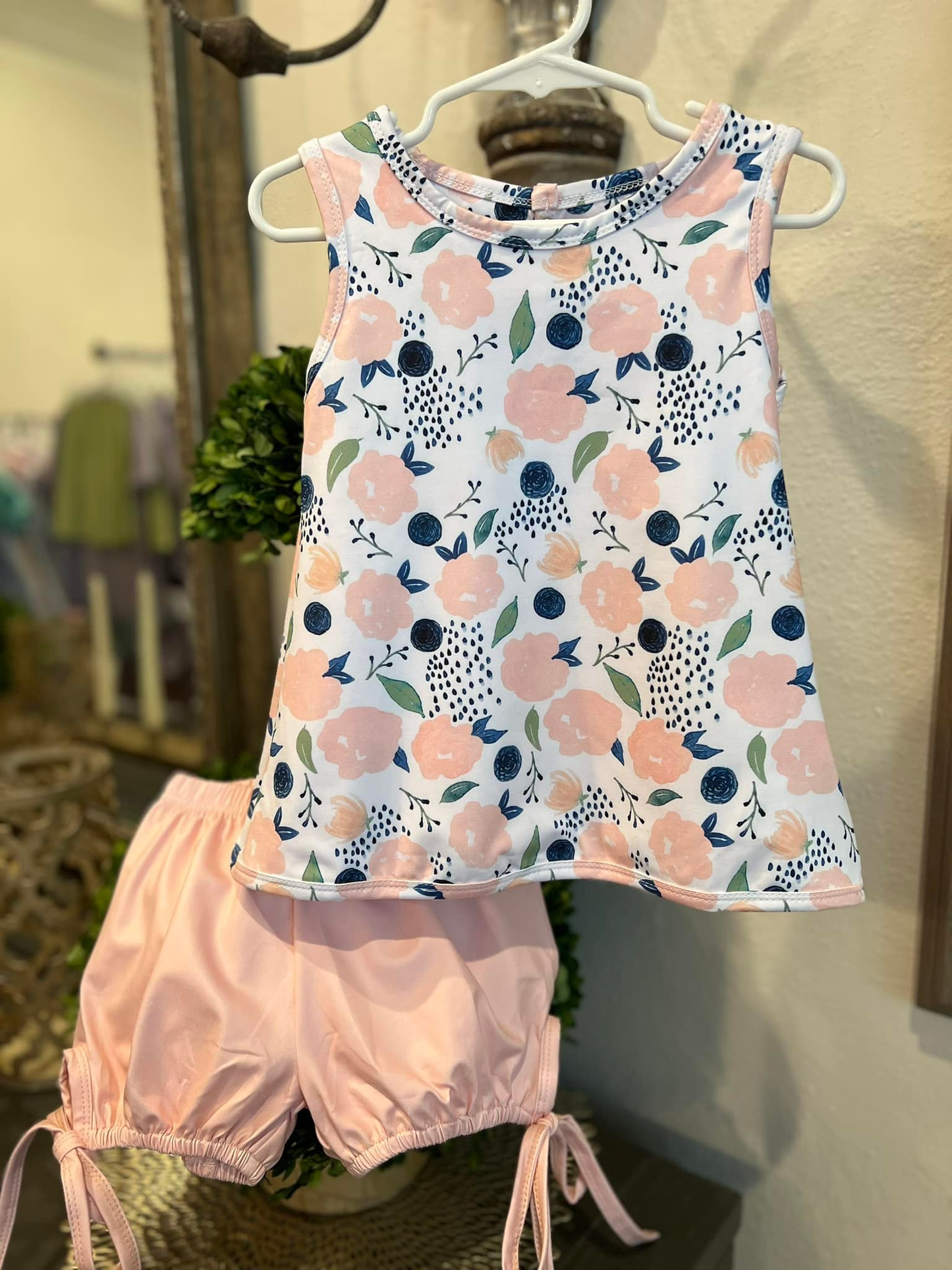 (Pre Order) No moq GSSO2771 PRE-ORDER baby girls clothes floral sleeveless shorts set-2025.10.20