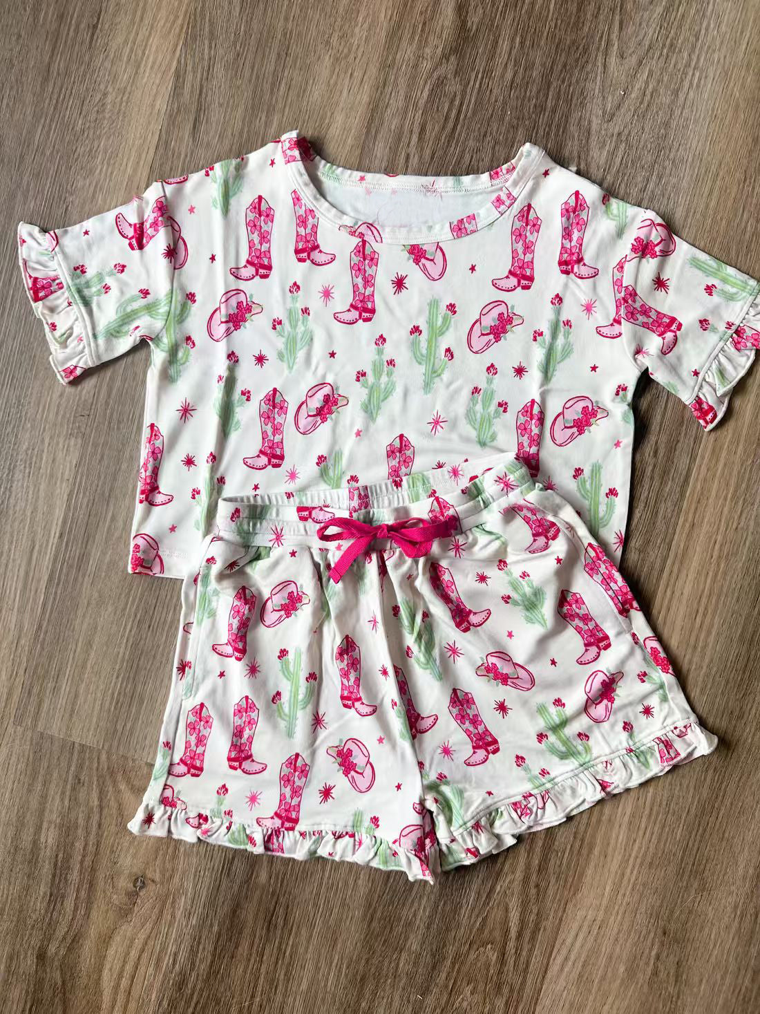 (Pre Order) No moq GSSO2937 Pre-order baby girl clothes boot hat catcus short sleeve shorts sets-2025.11.22