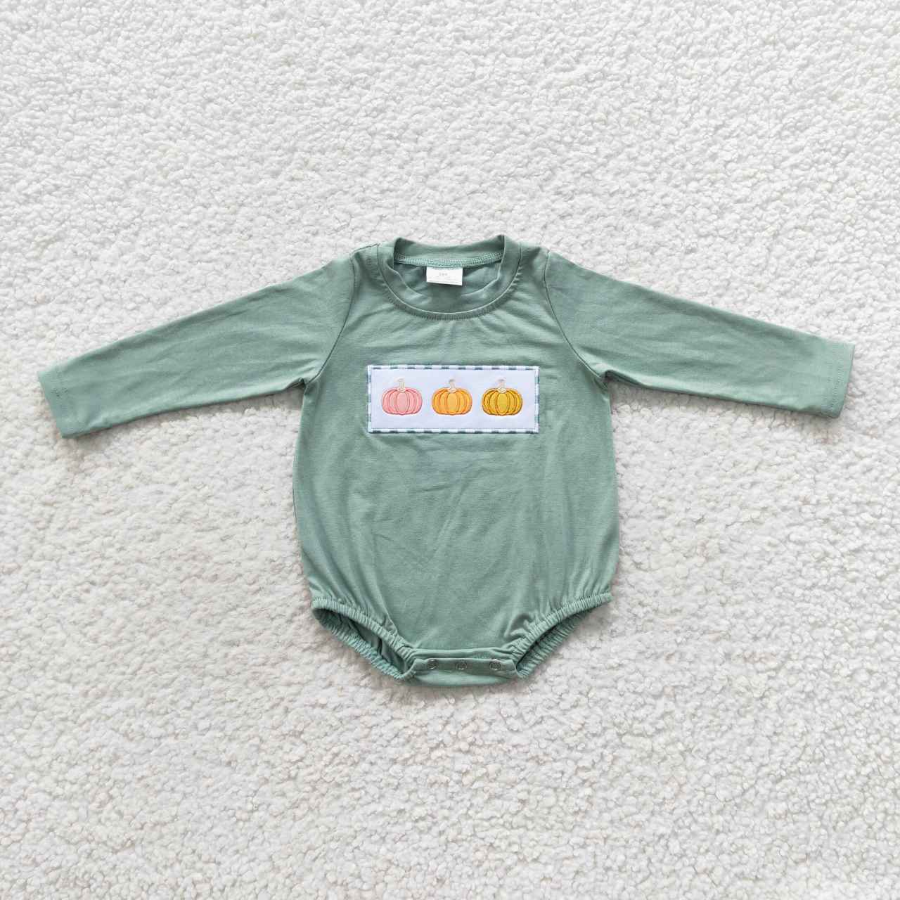 LR0451 Embroidered Three Pumpkins Green Long Sleeve Bodysuit