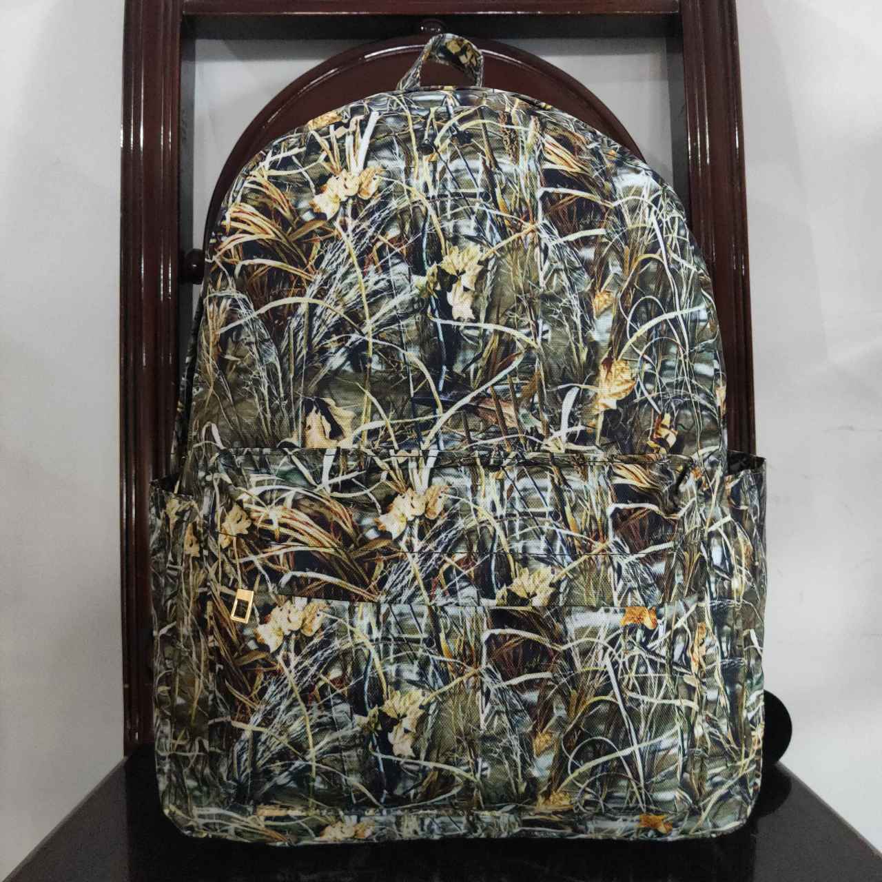 BA0139 Straw Camouflage Leaf Backpack