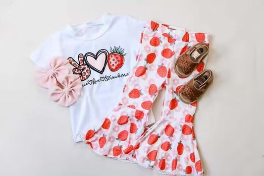 custom moq 5 eta 5-6weeks baby girls clothes gesture strawberry short Sleeve Long Pants Set