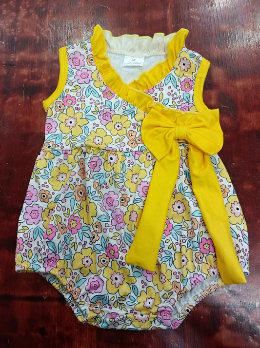 custom moq 5 eta 4-6weeks mix size baby girls clothes floral yellow sleeveless summer Romper