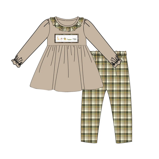 Custom moq 3 eta 7/8week moq 5 eta /4/5week Animal World Tan Ruffle Neck Long Sleeve Top - Plaid Pants Set