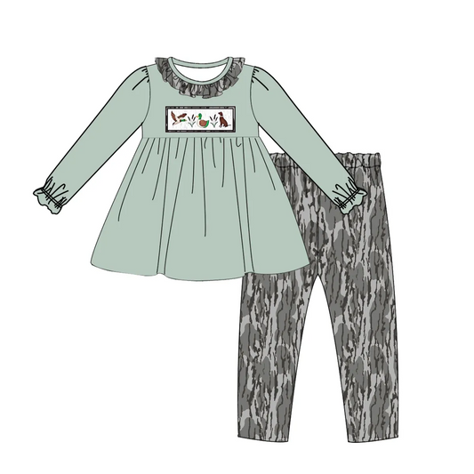 Custom moq 3 eta 7/8week moq 5 eta /4/5week Duck-Waterweed-Puppy Grey Green Long Sleeve and Pants Suit