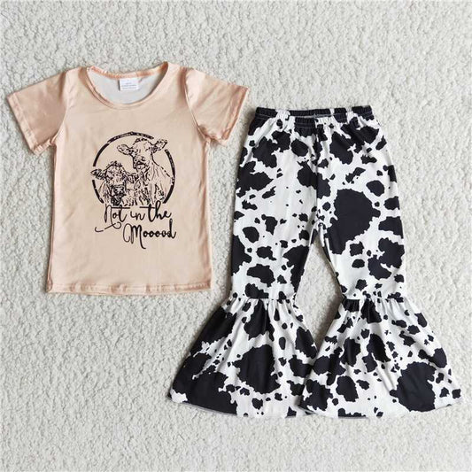 C4-13 girls outfit short sleeve and long pants cow print