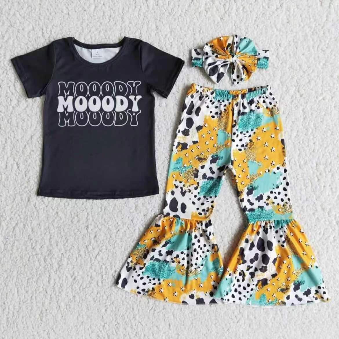 MOOODY Black Short Sleeve Cow Print Flared Pants