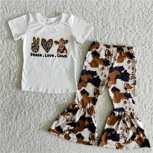 Gesture Heart White Short Sleeve Flared Pants