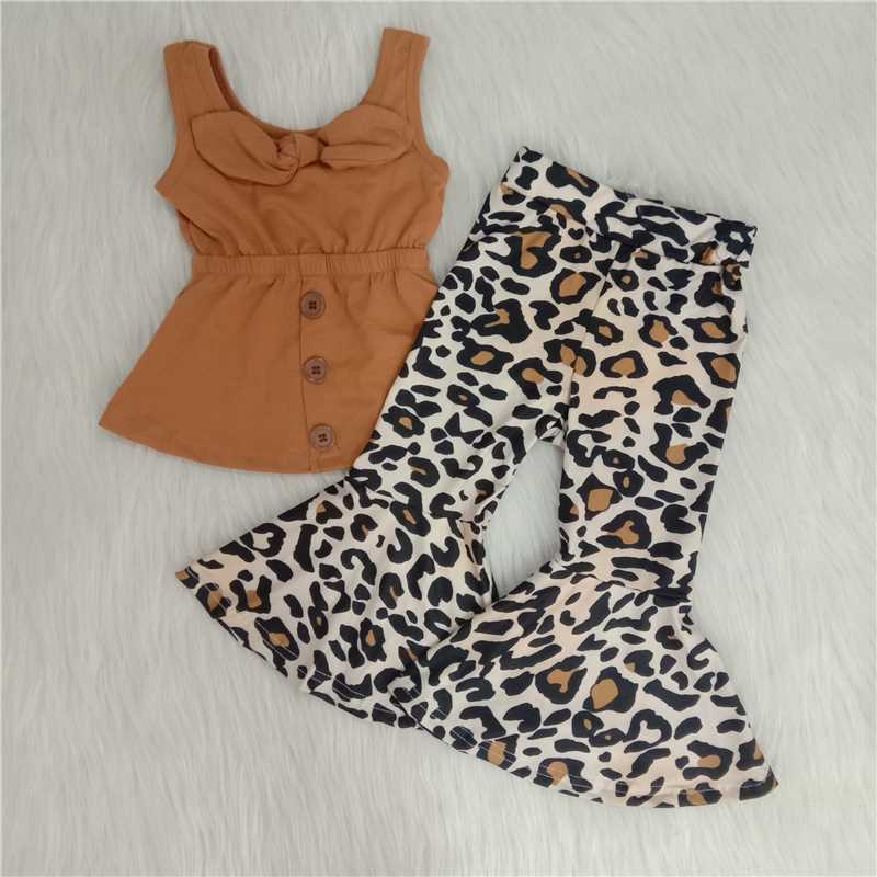 light brown leopard print outfits