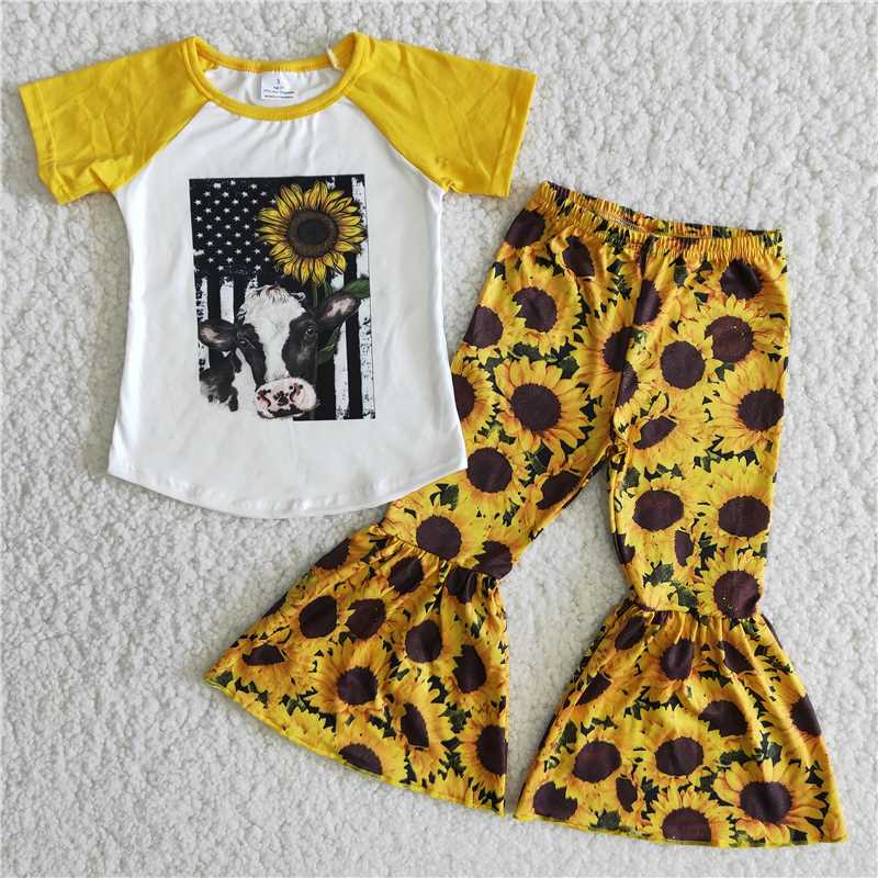 Bull Tau Sunflower Short Sleeve Flared Pants