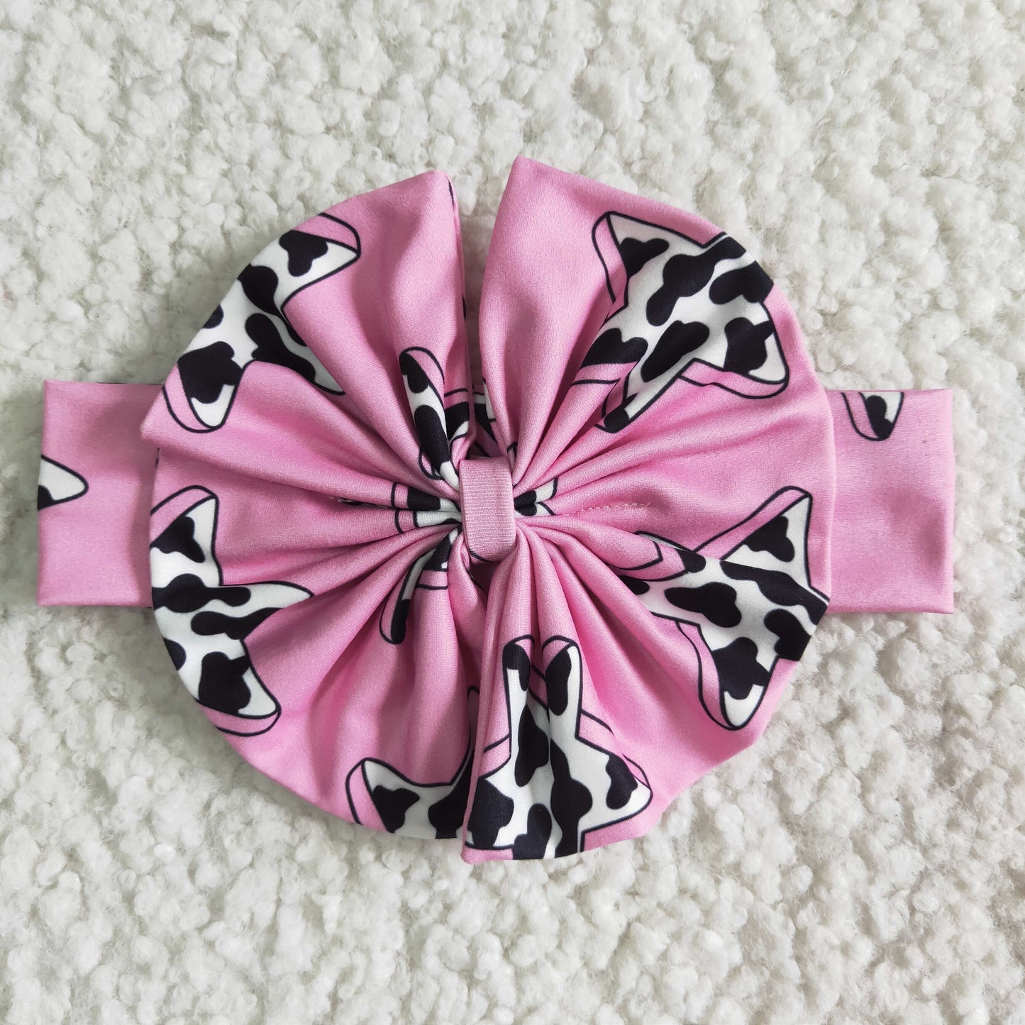 pink bow